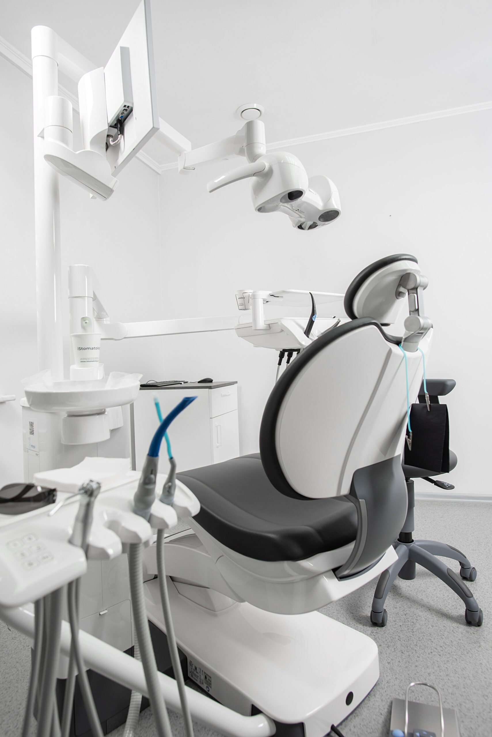 pexels-mm-dental-9062527 Cтоматологія Healthy Smile в м.Київ, Позняки